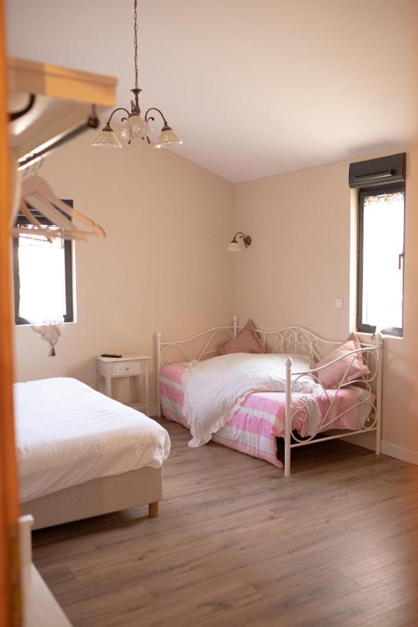 Domaine Des Jammetous - Hotel And Yoga Retreat Center La Magdelaine-Sur-Tarn ภายนอก รูปภาพ