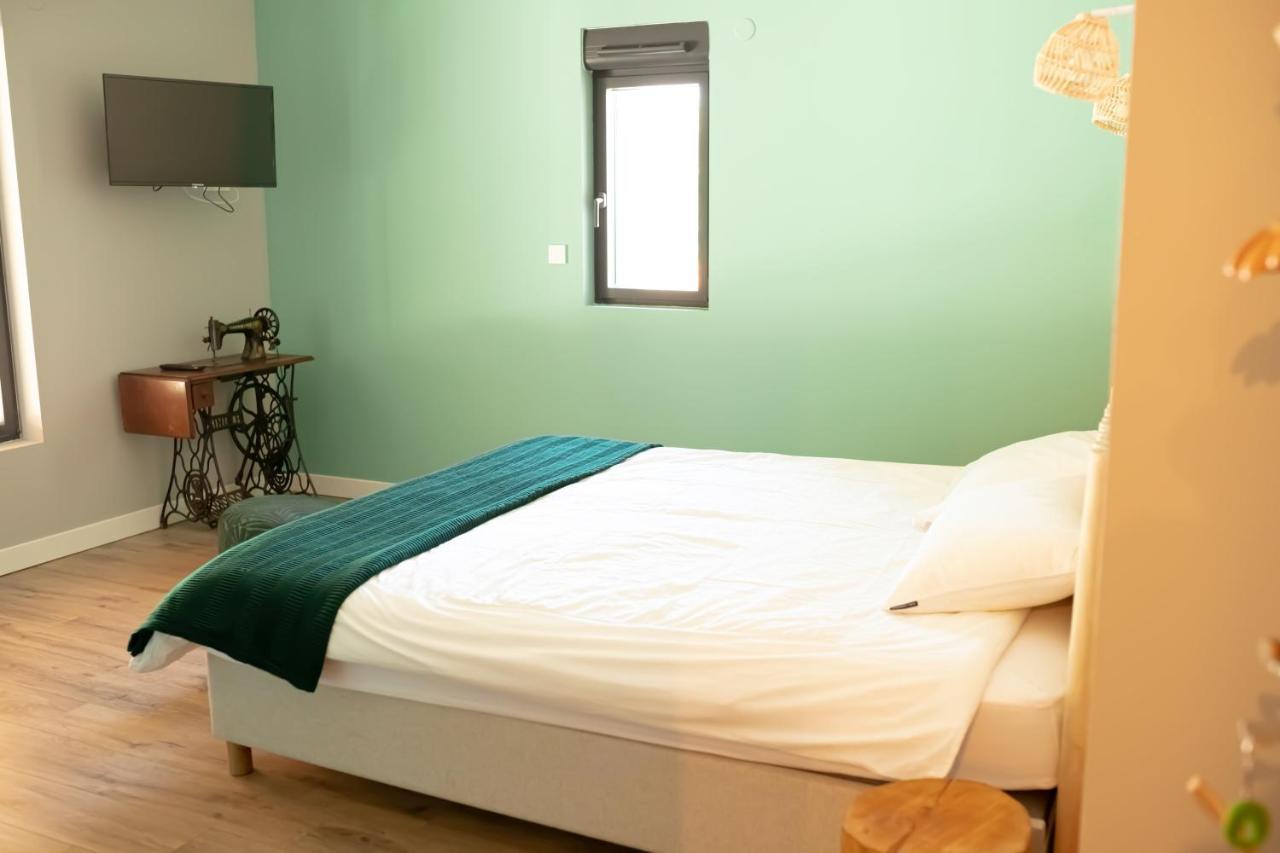 Domaine Des Jammetous - Hotel And Yoga Retreat Center La Magdelaine-Sur-Tarn ภายนอก รูปภาพ